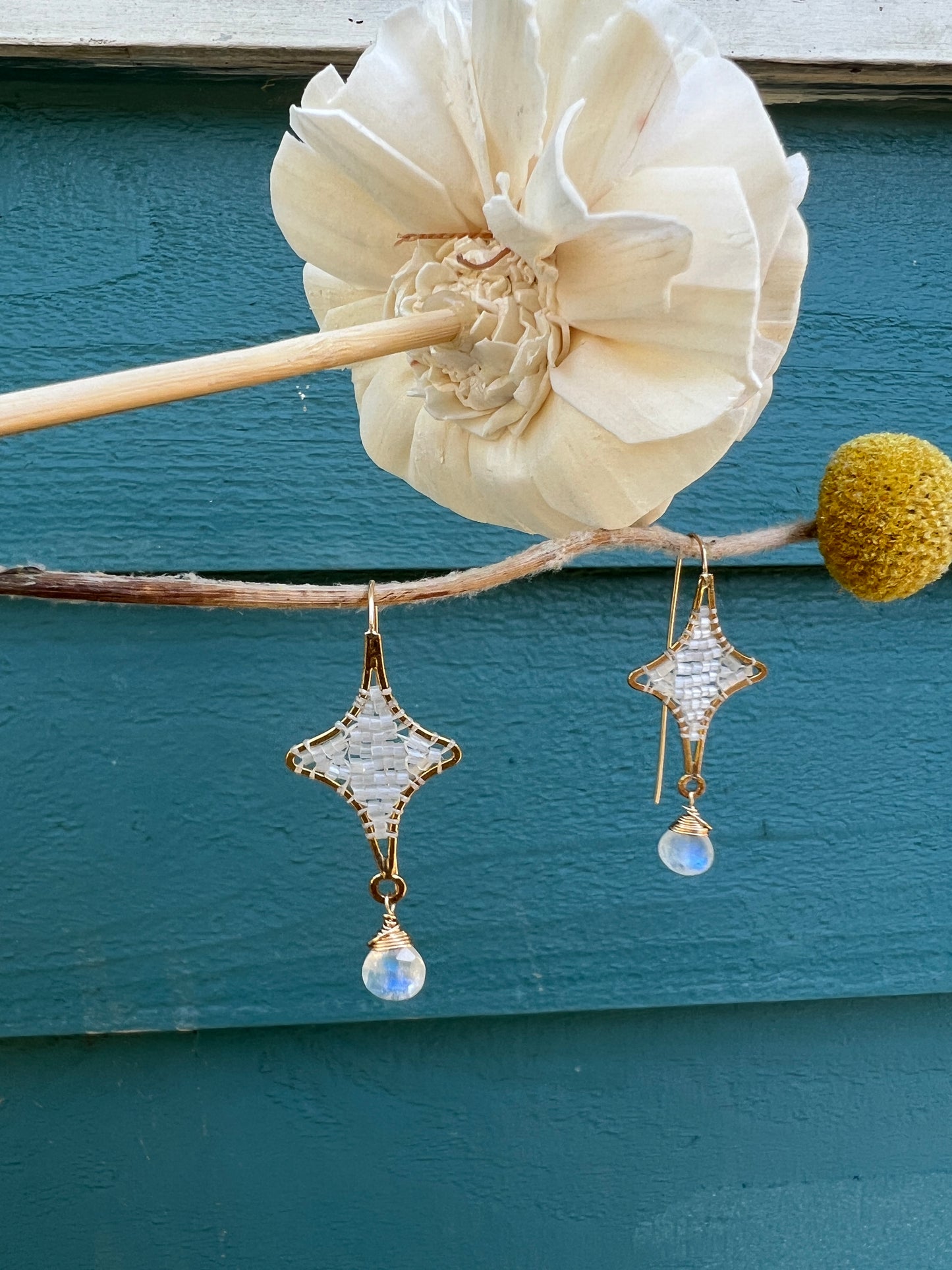 Starburst Threaders in Ivory with Moonstone