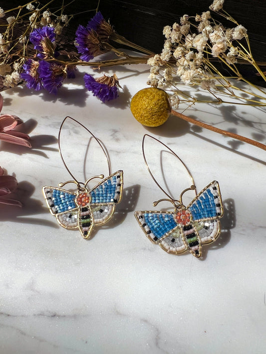 Blue Moth Threaders