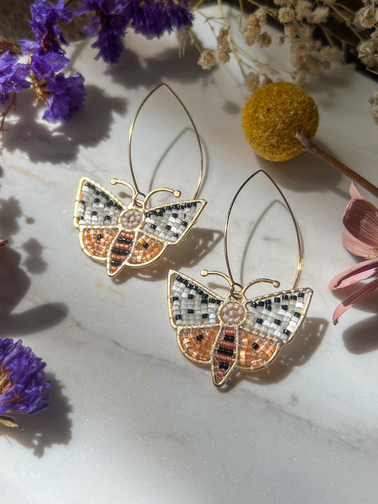 Swamp Moth Threaders